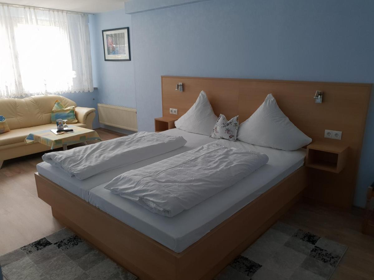 Central-Hotel Traben-Trarbach Esterno foto