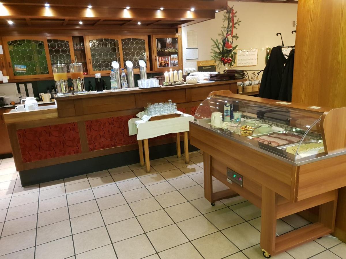 Central-Hotel Traben-Trarbach Esterno foto