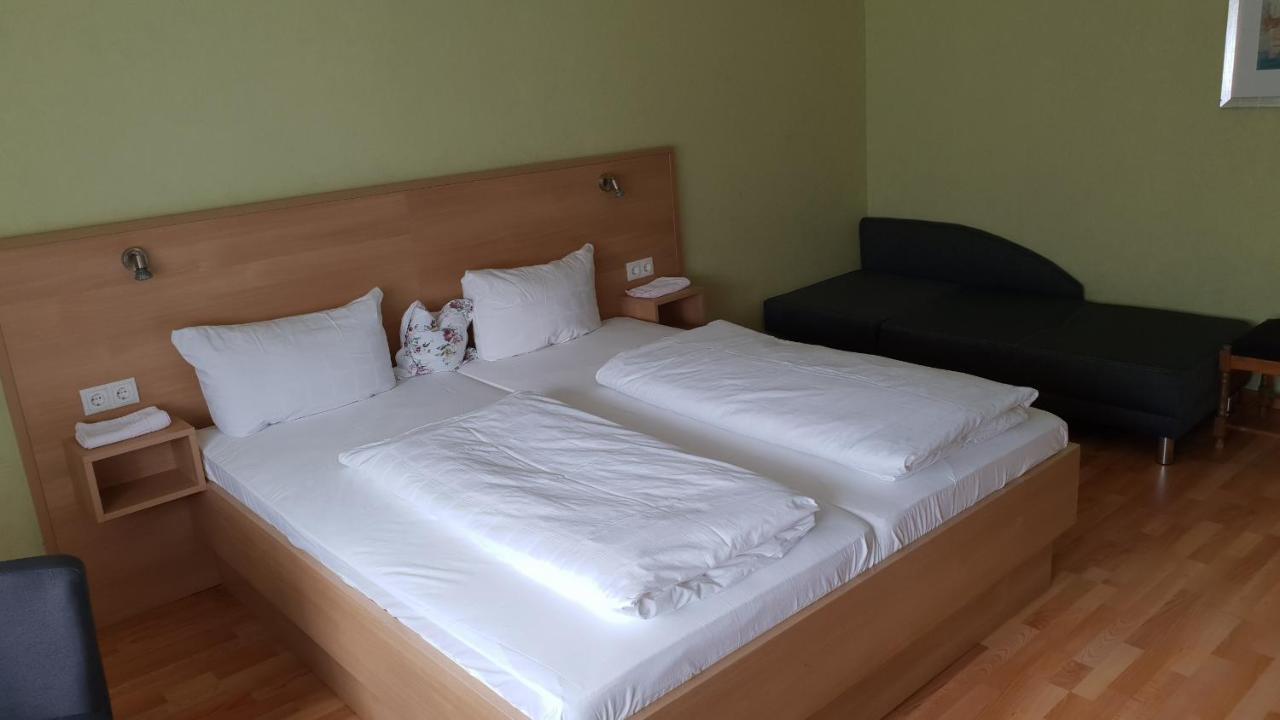 Central-Hotel Traben-Trarbach Esterno foto