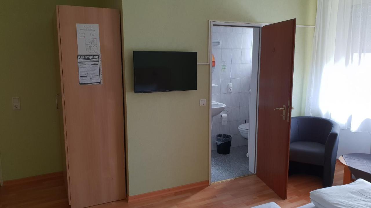 Central-Hotel Traben-Trarbach Esterno foto